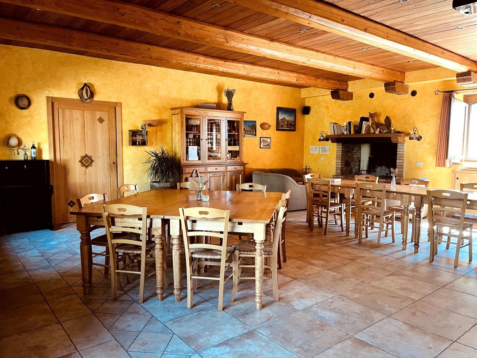 Agriturismo Fattoria Walden Ficulle Екстериор снимка